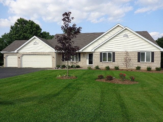 1st image of 8782 Windwood Close