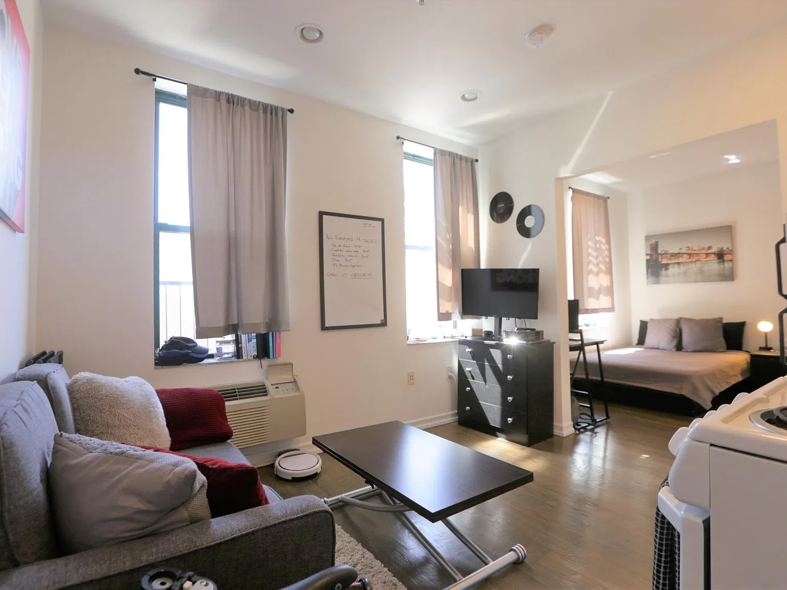 Studio, 450 sqft, $2,300 — Photo 1