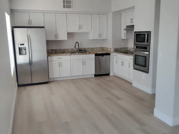 2151 Hussium Hills St Unit 204, Las Vegas, NV 89108