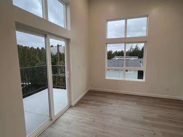 411 N 21st St, Mount Vernon, WA