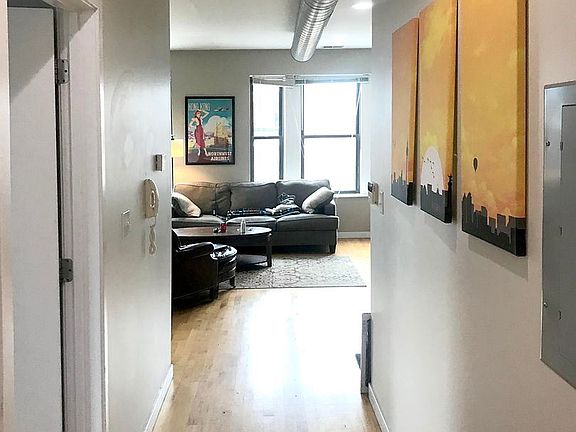 5th image of 1252 N Damen Ave #10041416