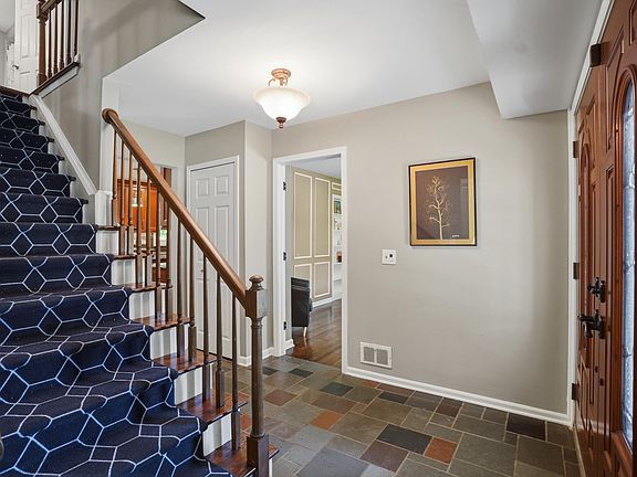 5th image of 1810 Hickory Bark Ln