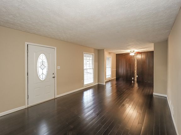 3rd image of 3661 Eagle Woods Cir