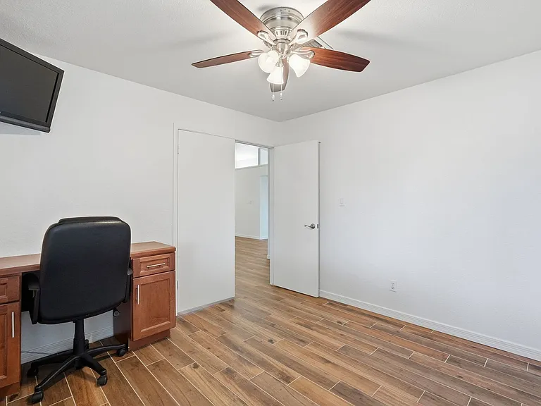 6823 E Grandview Dr — Photo 16