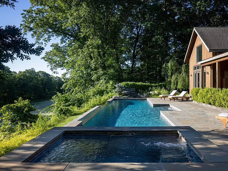8 River Bend Ln — Photo 12