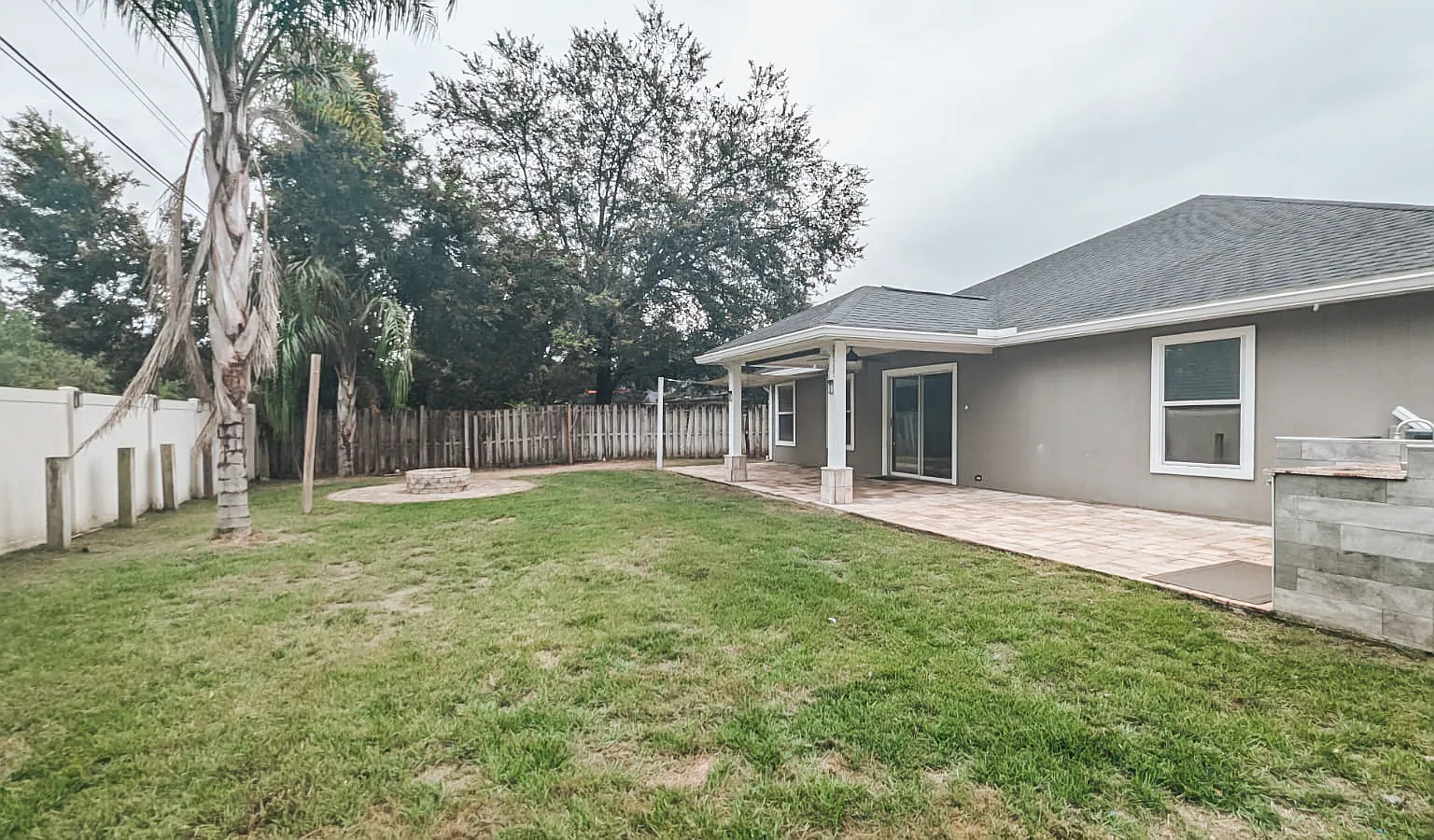 4 bed, 2182 sqft, $2,500 — Photo 4