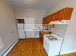 220A Banks St #1B, Cambridge, MA 02138