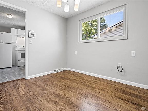 5th image of 2021 Courtland Ave