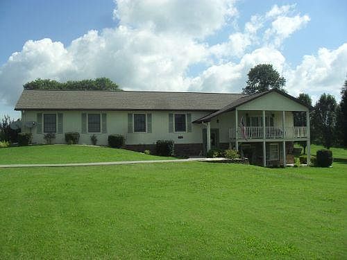 4th image of 824 Indian Cave Subdivision
