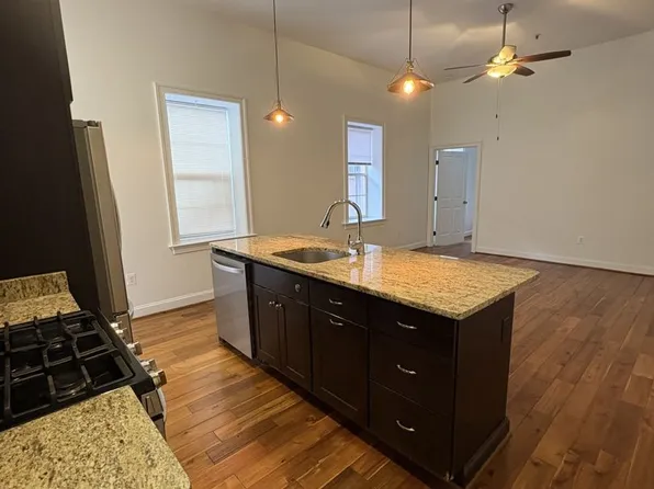 313 S. Broadway, 313 S Broadway APT 6, Baltimore, MD 21231