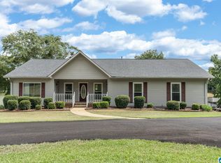 30 Bell Brook Dr, Cropwell, AL 35054