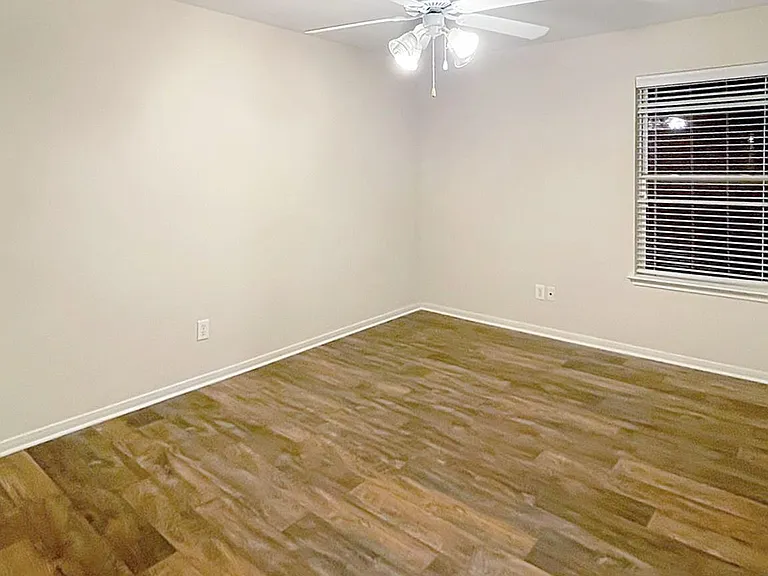 18607 Troon Oak St — Photo 17