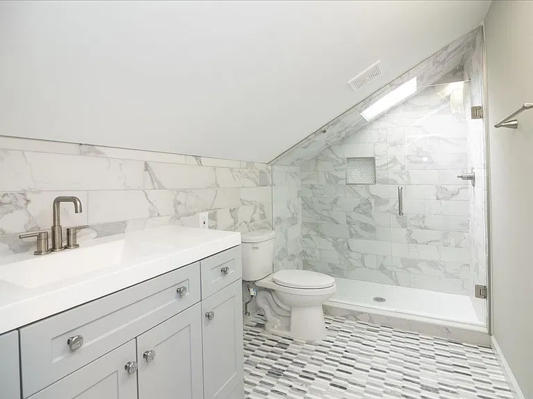 882 Charles Allen Dr NE — Photo 20