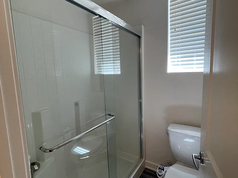 4956 Willow #B — Photo 18