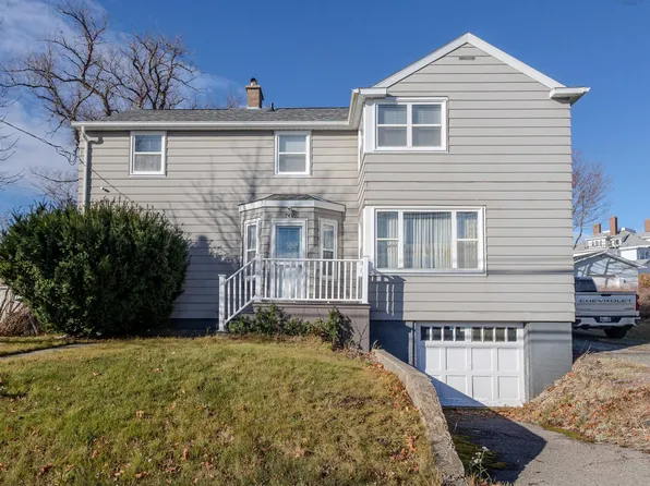 340 King Edward St, Glace Bay, NS B1A 3W3