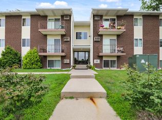 121 N West St APT 13, Crown Point, IN 46307
