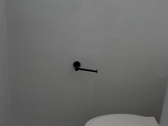 5th image of 7161 Pembroke Rd Suite 201