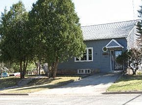1st image of 115 W Birdsall St