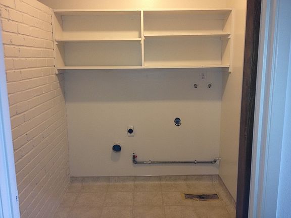 4th image of 1025 W Mesa Ave #25-105