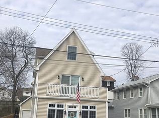17 Deerfield Ave, Milford, CT 06460