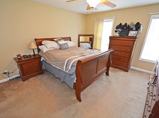 1457 Buchanon Dr, Clarksville, TN 37042