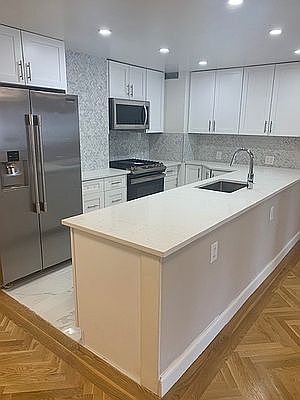 1st image of 305 E 86th St #9AE