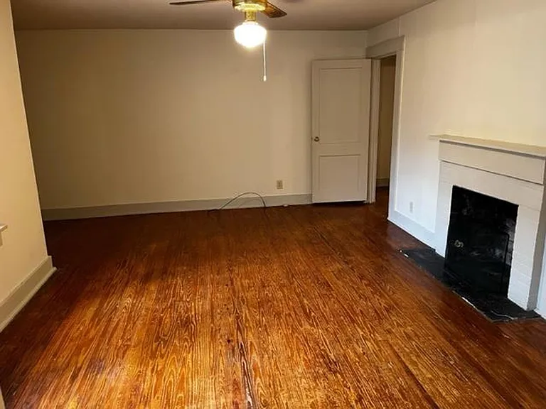 1508 McLeod Rd — Photo 2