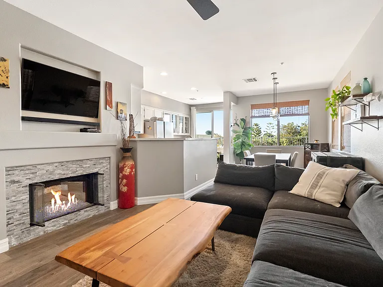 537 Sweet Pea Pl — Photo 4