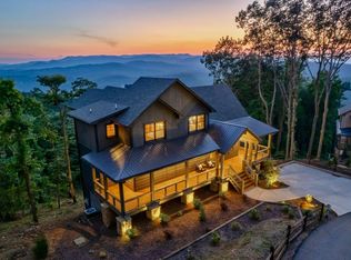 814 Overlook Dr, Blue Ridge, GA 30513