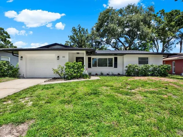 980 5th Ave NE, Largo, FL 33770