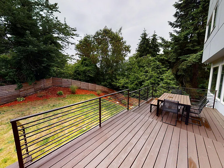 13636 3rd Ave NE — Photo 36