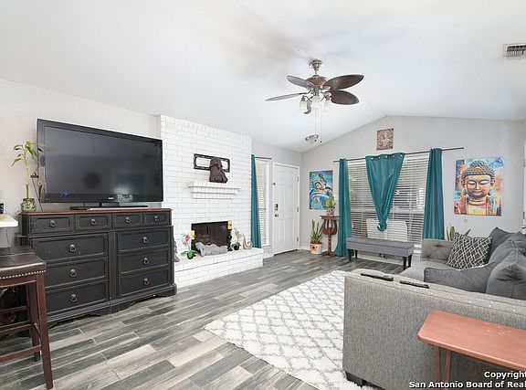 5th image of 7203 LANSBURY DR