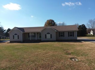 403 Lawrence Ave, Chapel Hill, TN 37034