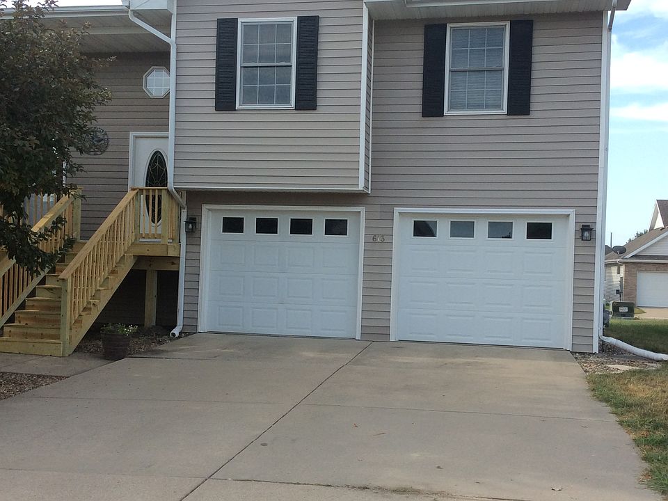 1st image of 613 SE Chaparal Ct