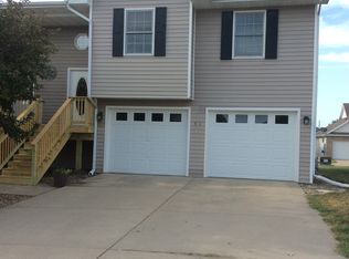 613 SE Chaparal Ct, Ankeny, IA 50021