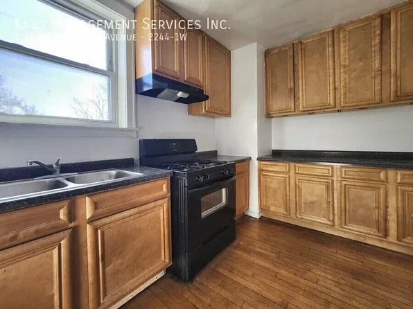 2244 N Monticello Ave APT 1W, Chicago, IL 60647