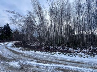 10 Woodland Ridge Rd, Danforth, ME 04424