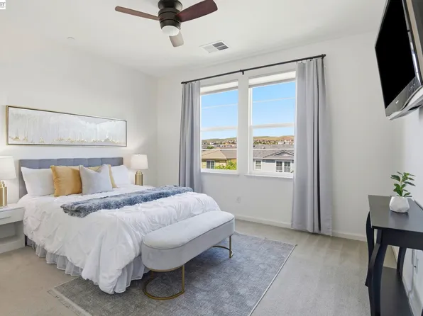 2332 Carbondale Way, Dublin, CA 94568