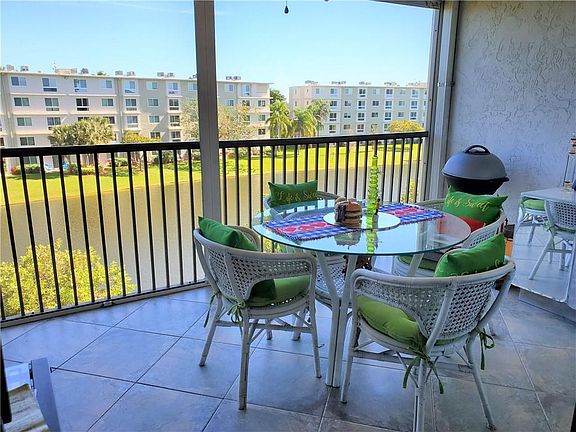 3rd image of 2213 Cypress Island Dr APT 401