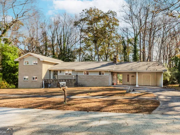 253 3rd Ave, Winder, GA 30680