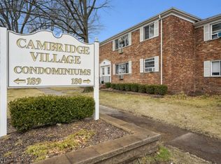 180 Littleton Rd APT 122, Parsippany, NJ 07054