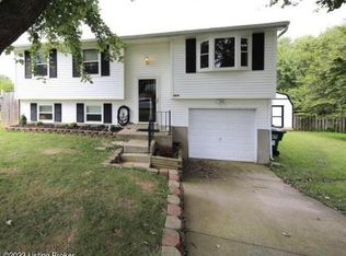 8816 William Penn Way, Louisville, KY 40228