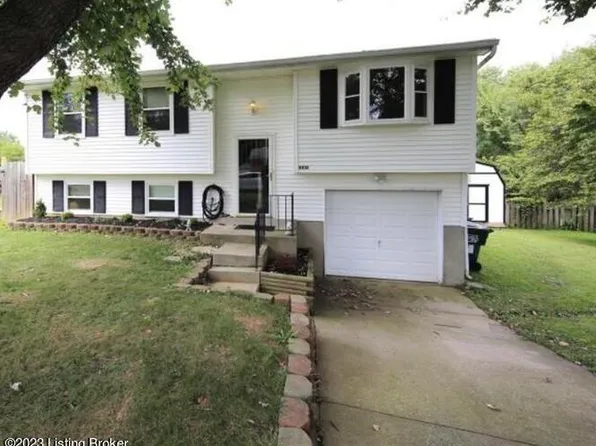 8816 William Penn Way, Louisville, KY 40228