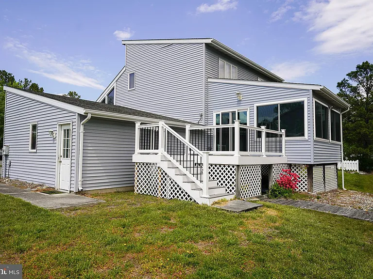 39028 Bayview W — Photo 7