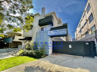 2045 Rodney Dr, Los Angeles, CA 90027
