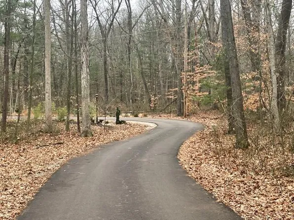 18713 Kinobi Woods Way, Spring Lake, MI 49456