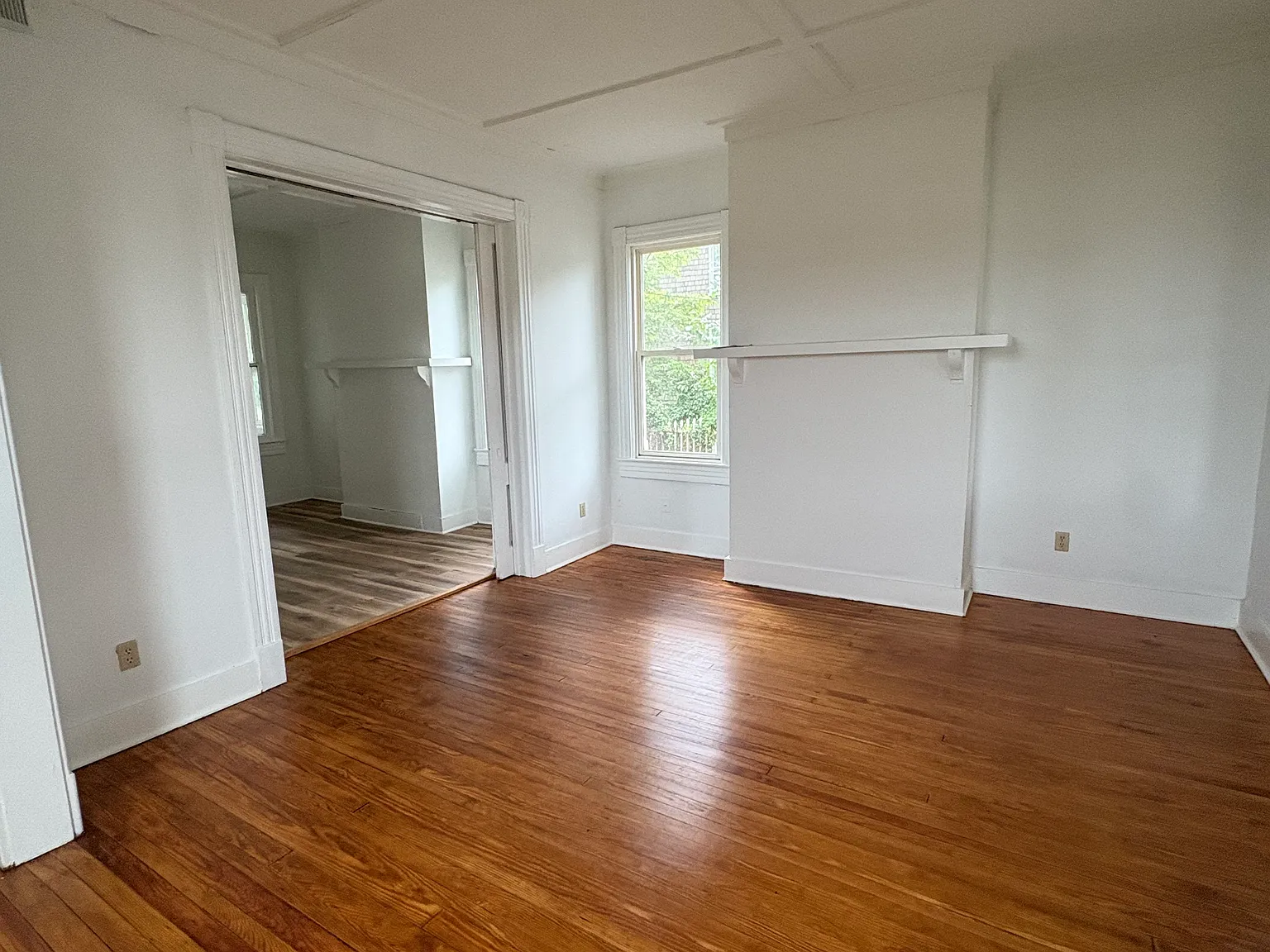 3 bed, $2,200 — Photo 4