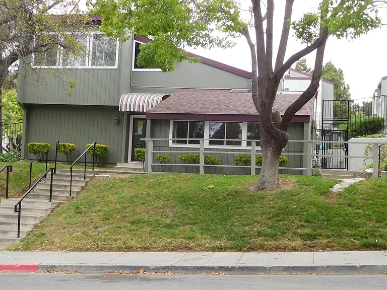 1333 N Camino Alto Rd — Photo 7