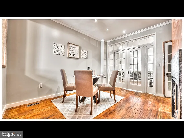 1209 S Ellwood Ave — Photo 13