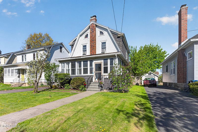 3rd image of 34 Marwill Street